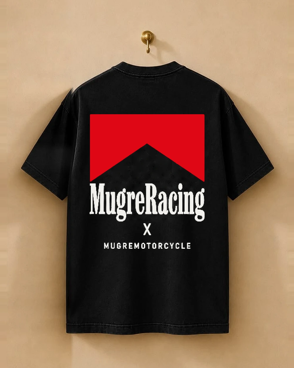 Camiseta RACING BLACK de Mugre Motorcycle, vista trasera